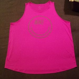 Fuschia Nike Dri-fit Plus Size workout top, Sz 2X